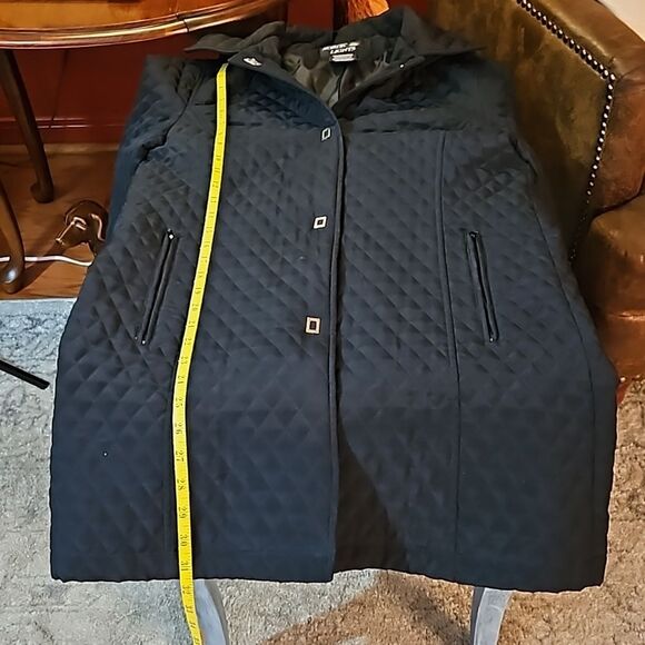 Nordic Nights Black quilted coat with hood size Small - Picture 12 of 12